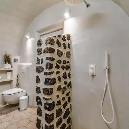 Solstice Luxury Oia