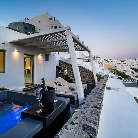 Solstice Luxury * Oia (Santorini)