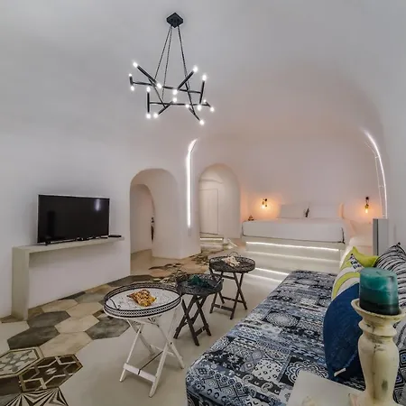 Solstice Luxury Ia